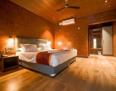 CASA MARINE BEACH RESORT DELUXE ROOM