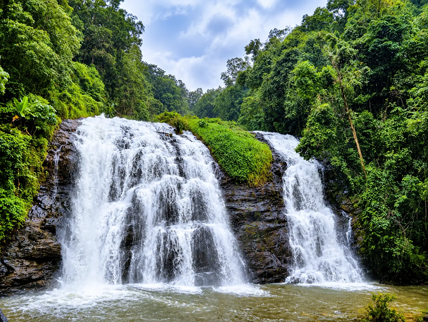 Kote Abbey Falls